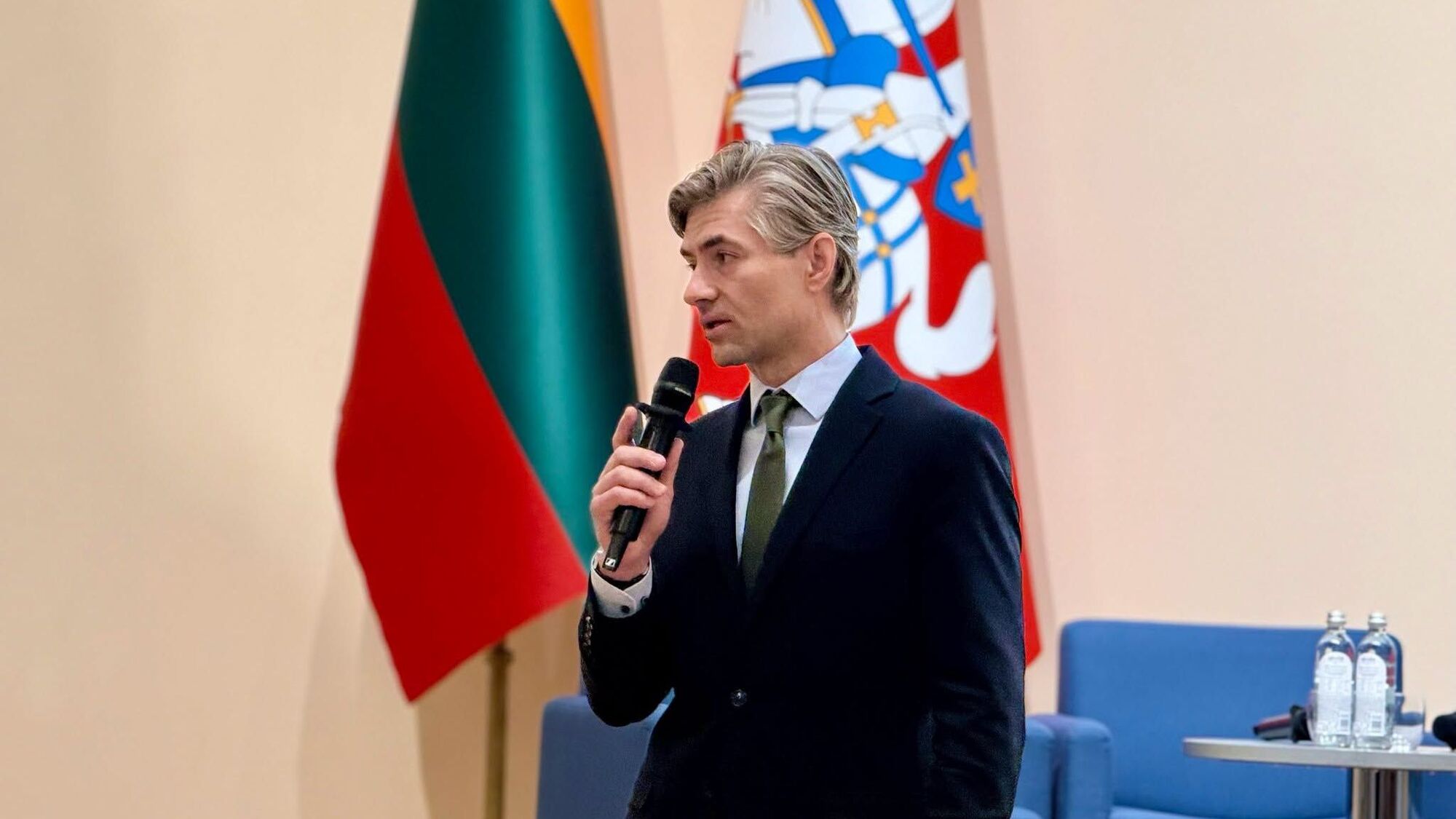Lithuania Proposes New Restrictions Against Russia and Belarus – Including Bans on Artists Supporting the War