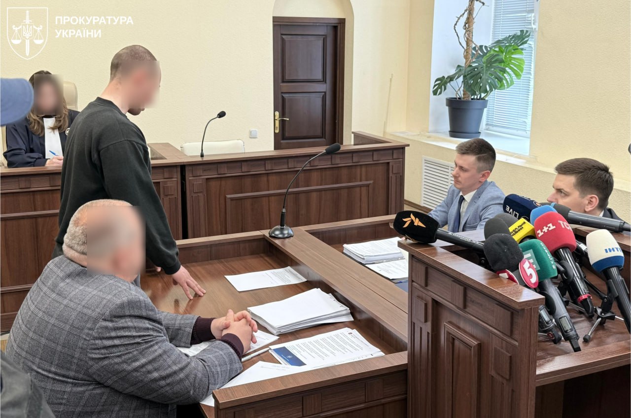 Ukrainian Court Detains Police Officers Suspected of Fleeing During Kyiv Terror Attack