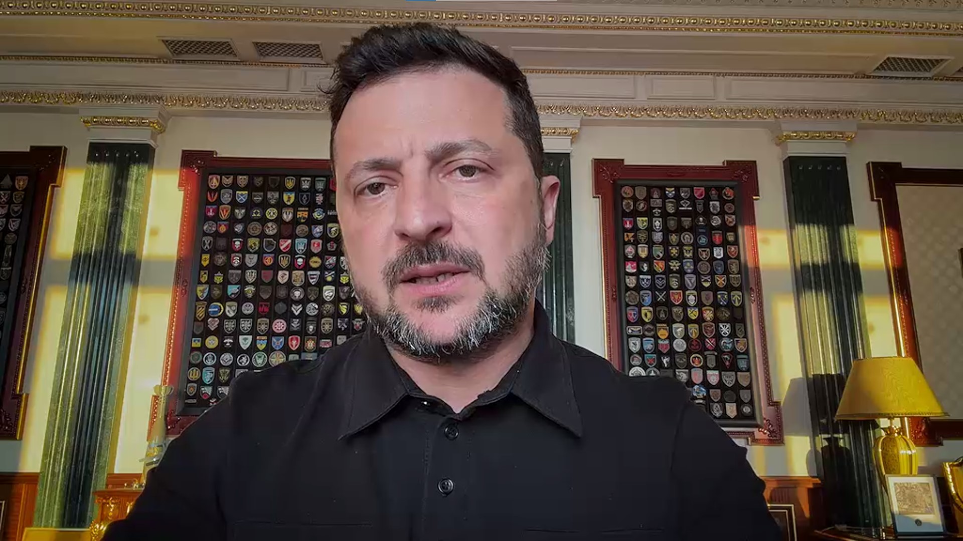 Zelensky Holds Talks with Fedorov and Syrskyi Amid Public Concerns: Former Minister Confirms Ongoing Dialogue
