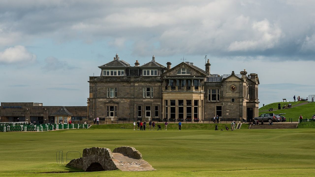 R&A clubhouse behind the Swilcan Burn bridge on the Old Course, St Andrews