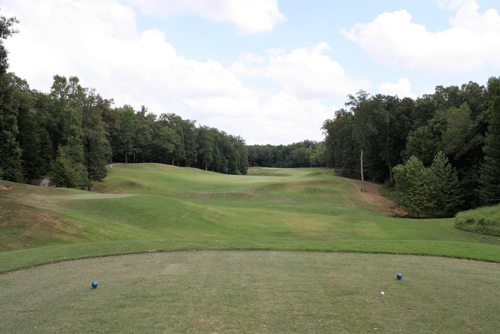 Tee box with markers at The Ridges golf course in Arkansas
